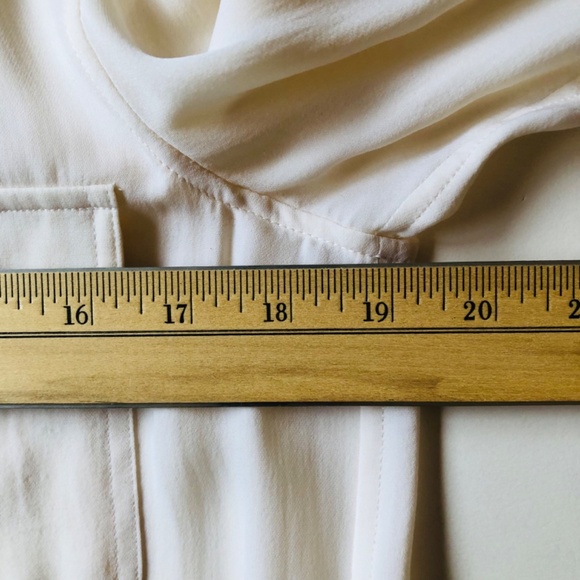 NWOT, Vince Silk Snap Botton Down Blouse, XS - Picture 6 of 10